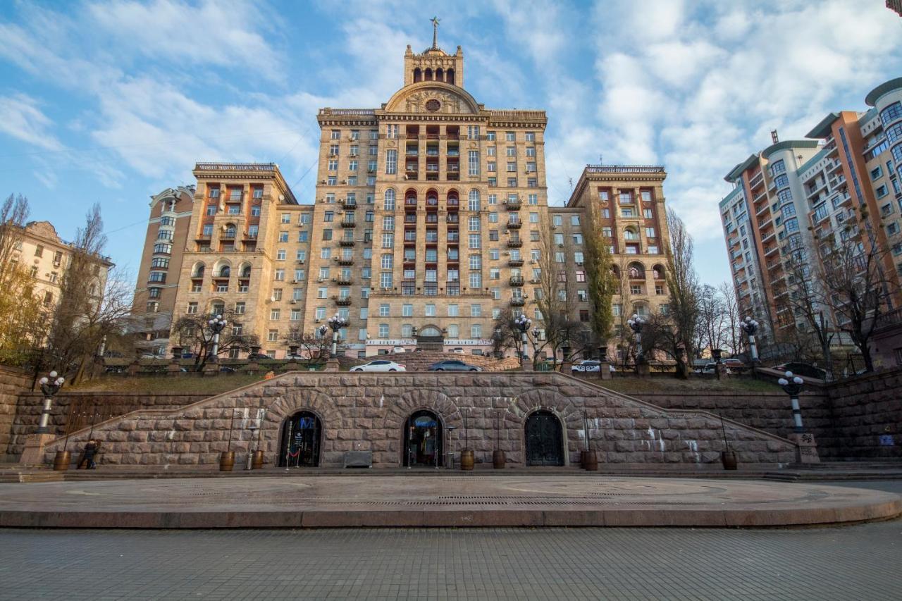 Central Apartments On Khreschatyk Kiev Eksteriør billede